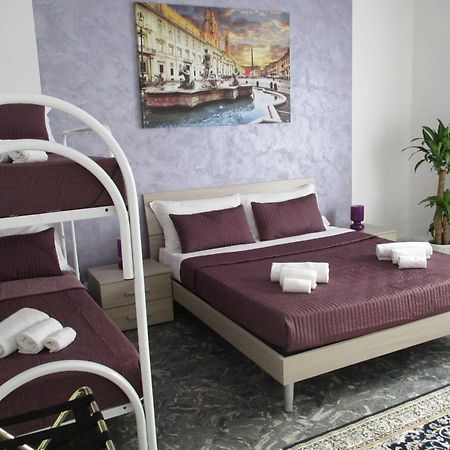 Maxim Rooms Řím Exteriér fotografie