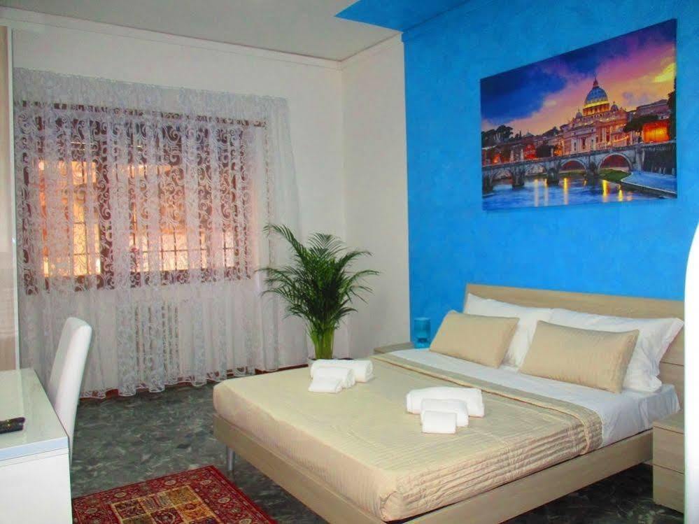 Maxim Rooms Řím Exteriér fotografie